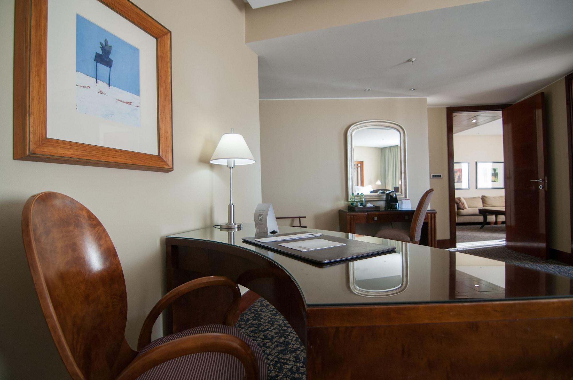 Enjoy Vina Del Mar Hotel Ngoại thất bức ảnh A suite at the hotel